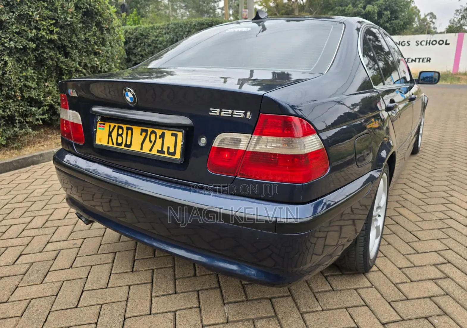 BMW 325i 2004 Blue