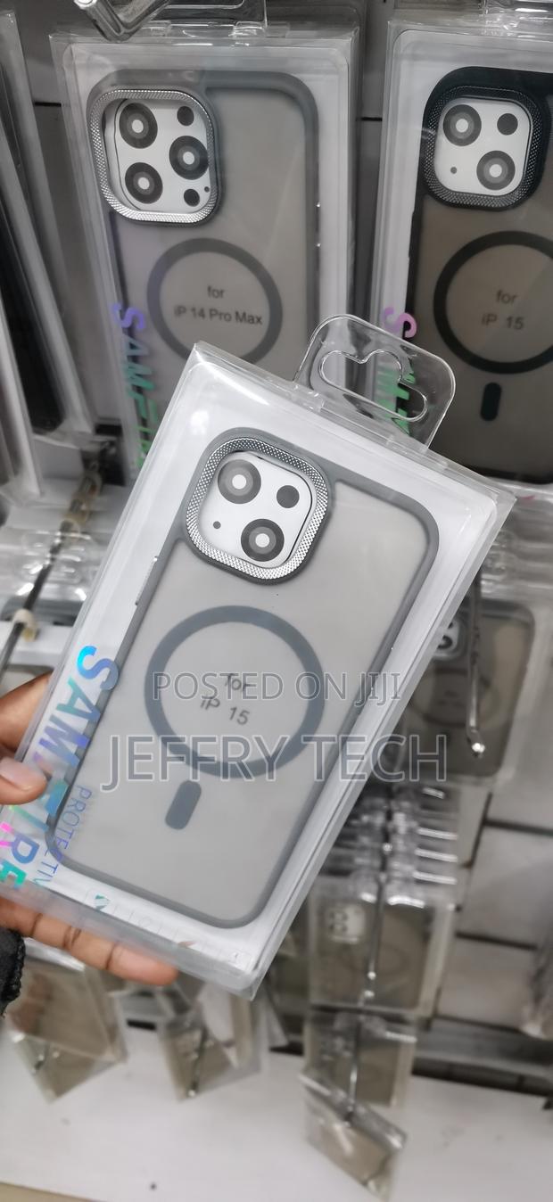 iPhone 15 Samfire Translucent Matte MagSafe Protective Case - thumbnail 2