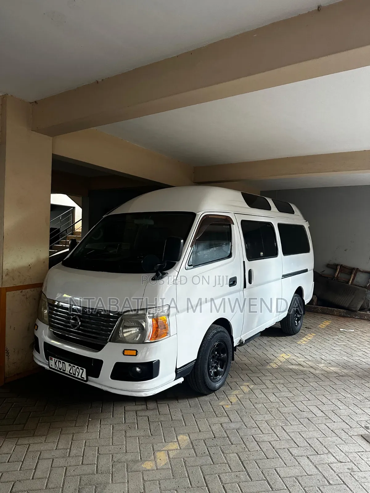 Nissan Caravan (Urvan) 2010 White