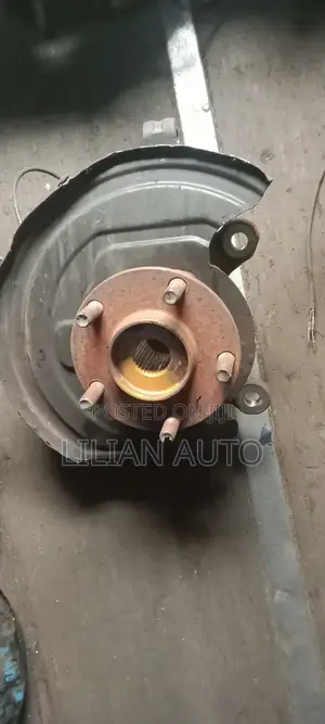 Nissan X Trail 31 Front Hub
