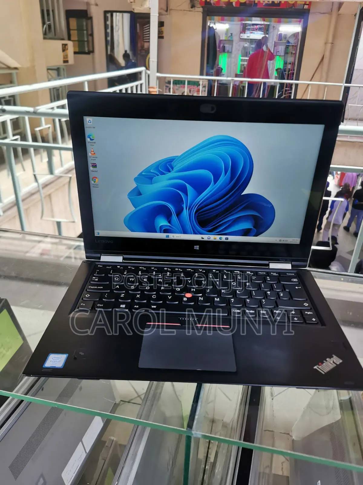 New Laptop Lenovo Yoga 260 8GB Intel Core i7 SSD 256GB