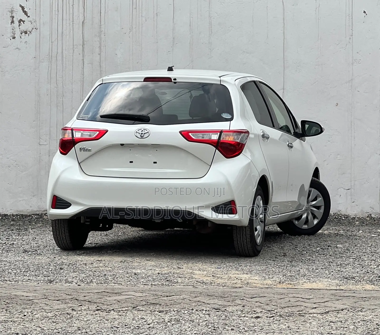 Toyota Vitz 1.0 FWD 5dr 2020 White