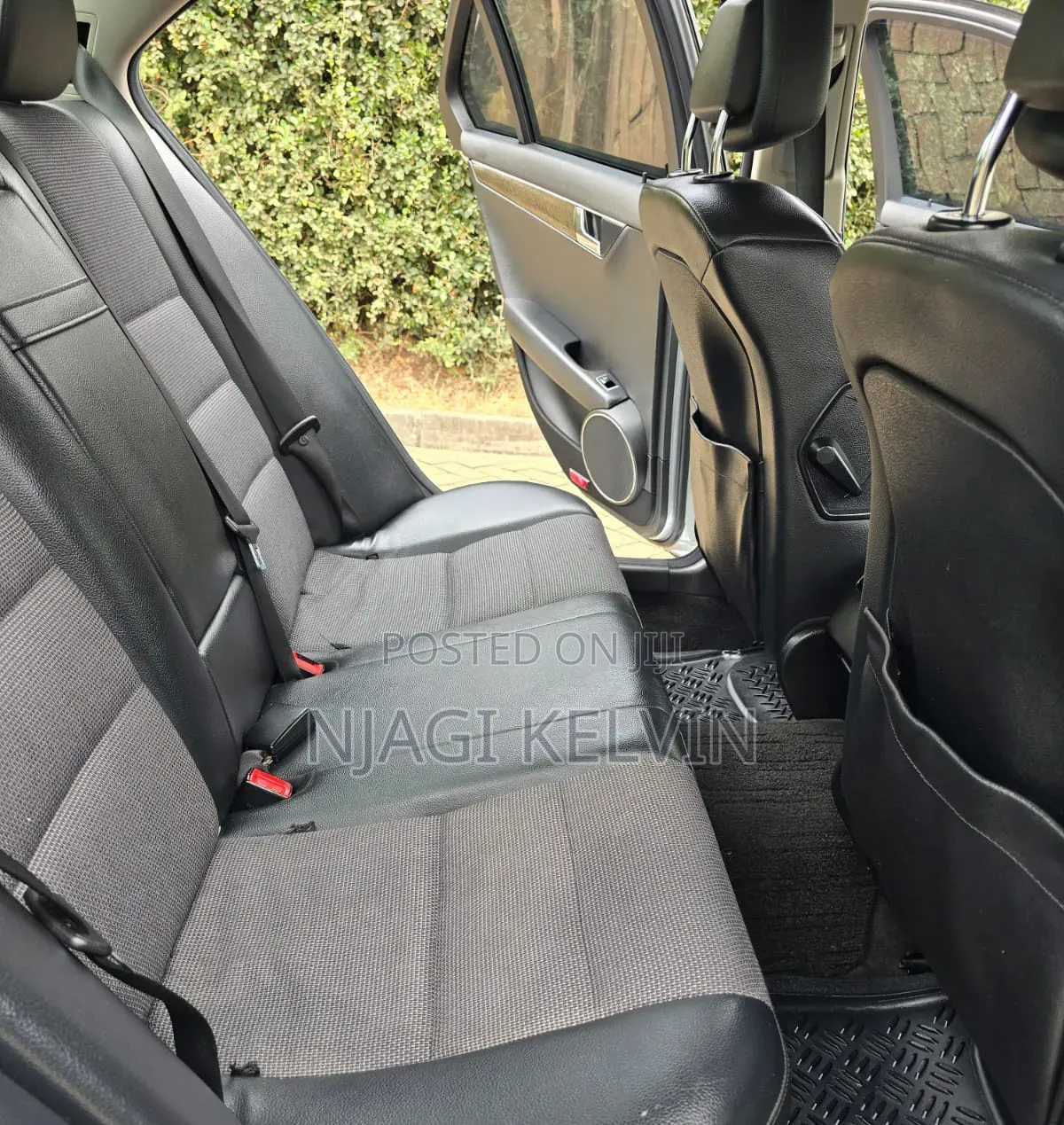 Mercedes-Benz C200 2012 Silver
