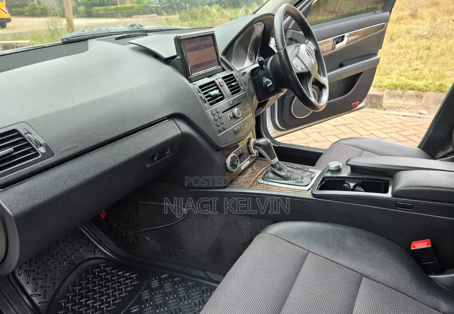 Mercedes-Benz C200 2012 Silver