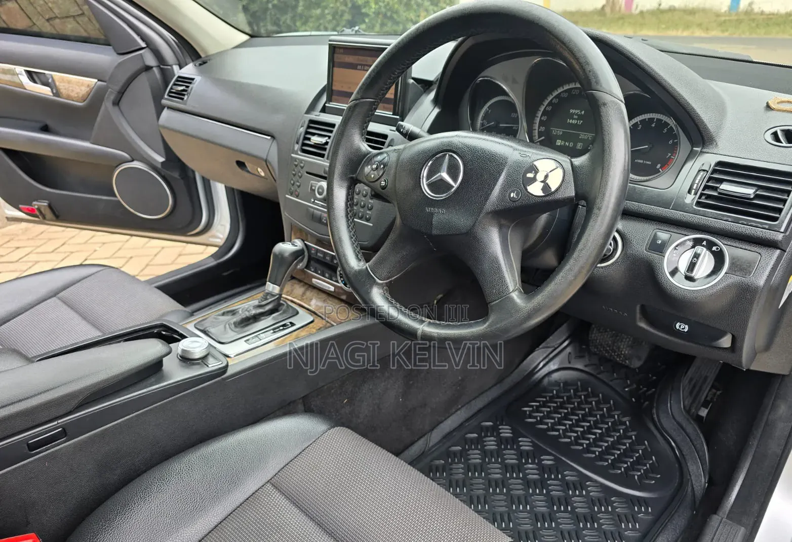 Mercedes-Benz C200 2012 Silver