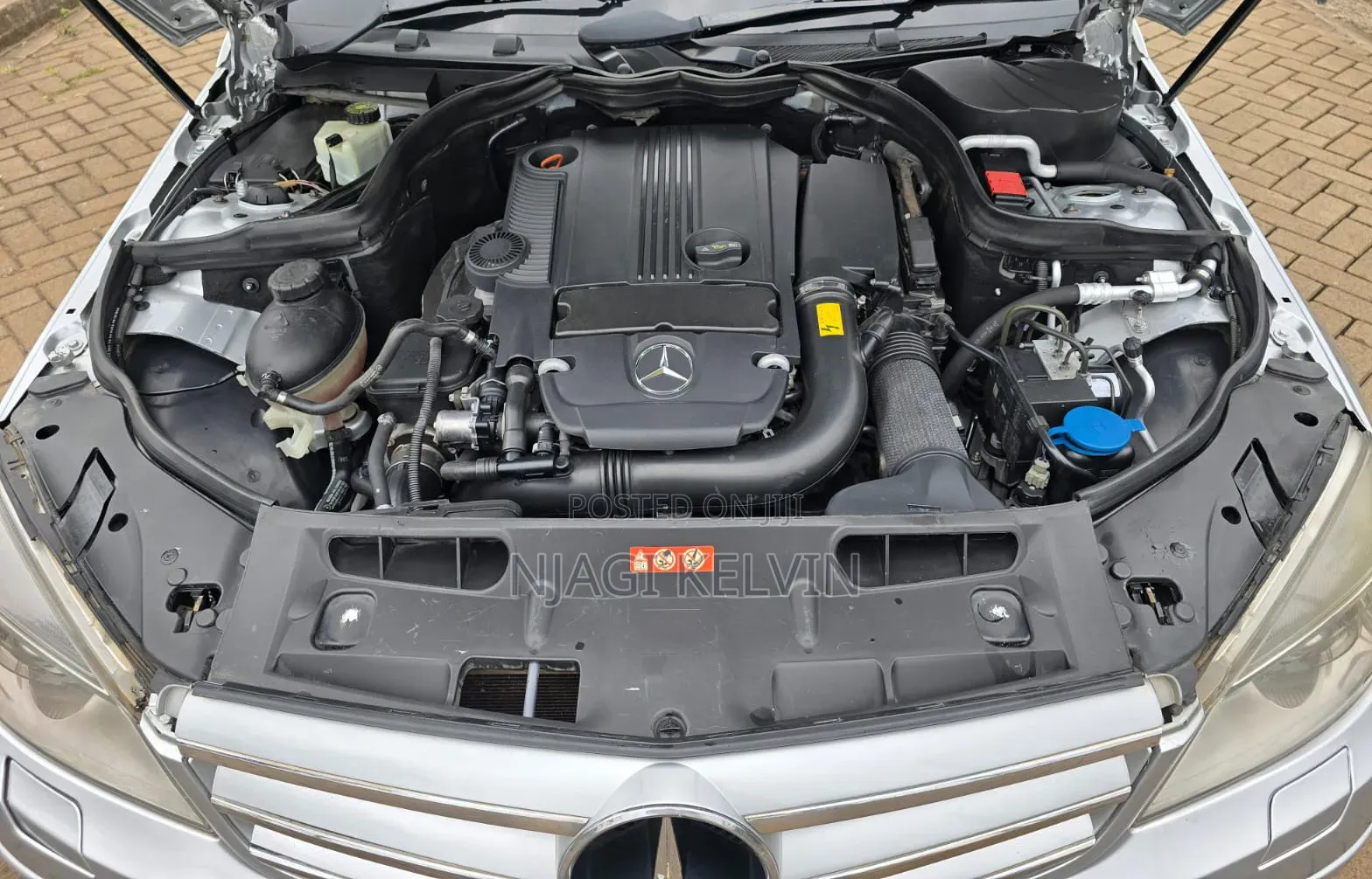 Mercedes-Benz C200 2012 Silver