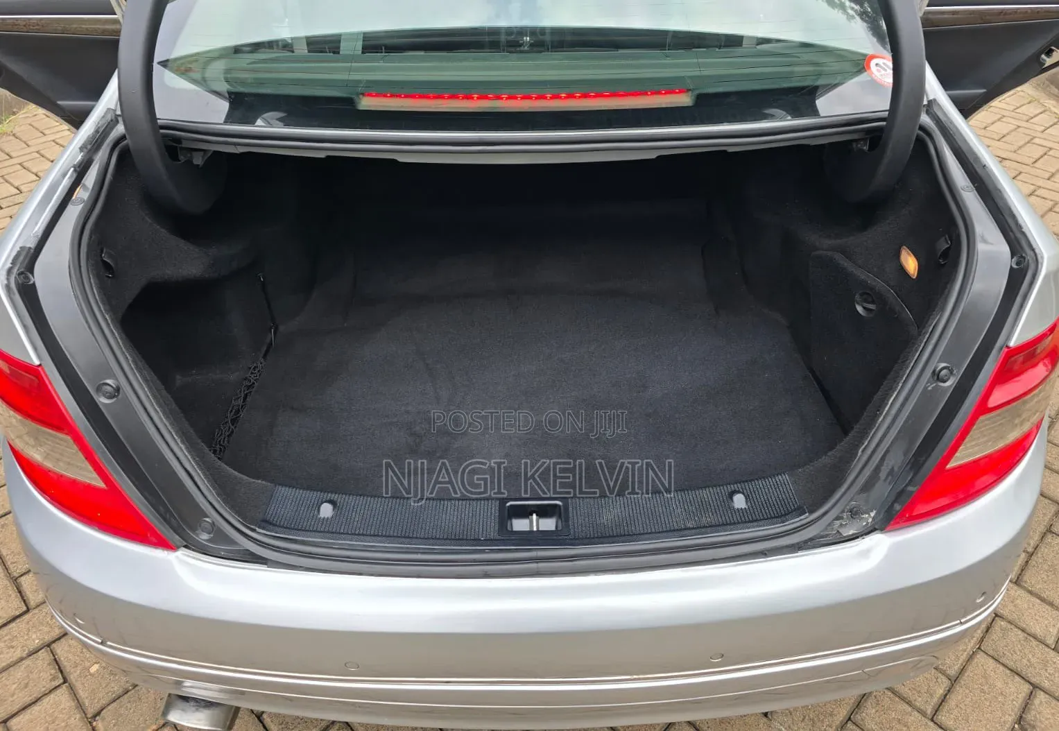 Mercedes-Benz C200 2012 Silver