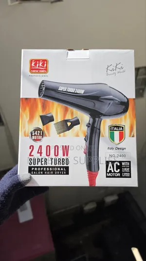 Kiki Blow-Dry