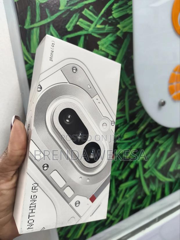 New Nothing Phone 4a 128 GB White - thumbnail 3