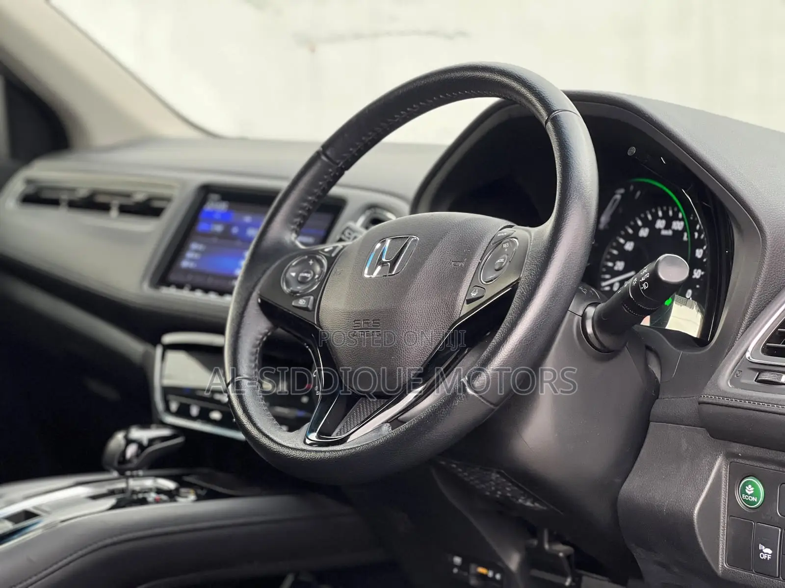 Honda Vezel 1.5 Hybrid 2WD 2019 White