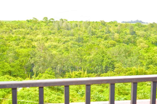 Modern Thika 1br Airbnb - thumbnail 8