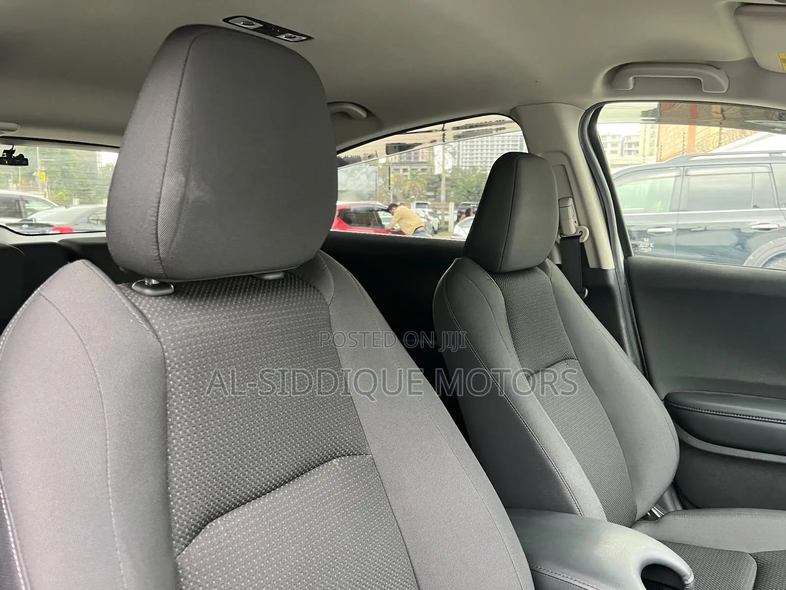 Honda Vezel 1.5 Hybrid 2WD 2019 White