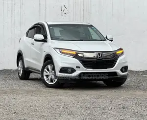Honda Vezel 1.5 Hybrid 2WD 2019 White