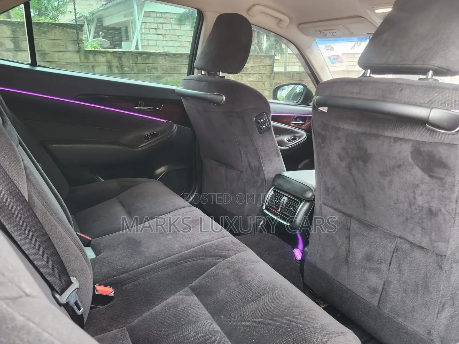 Toyota Crown 2016 Black