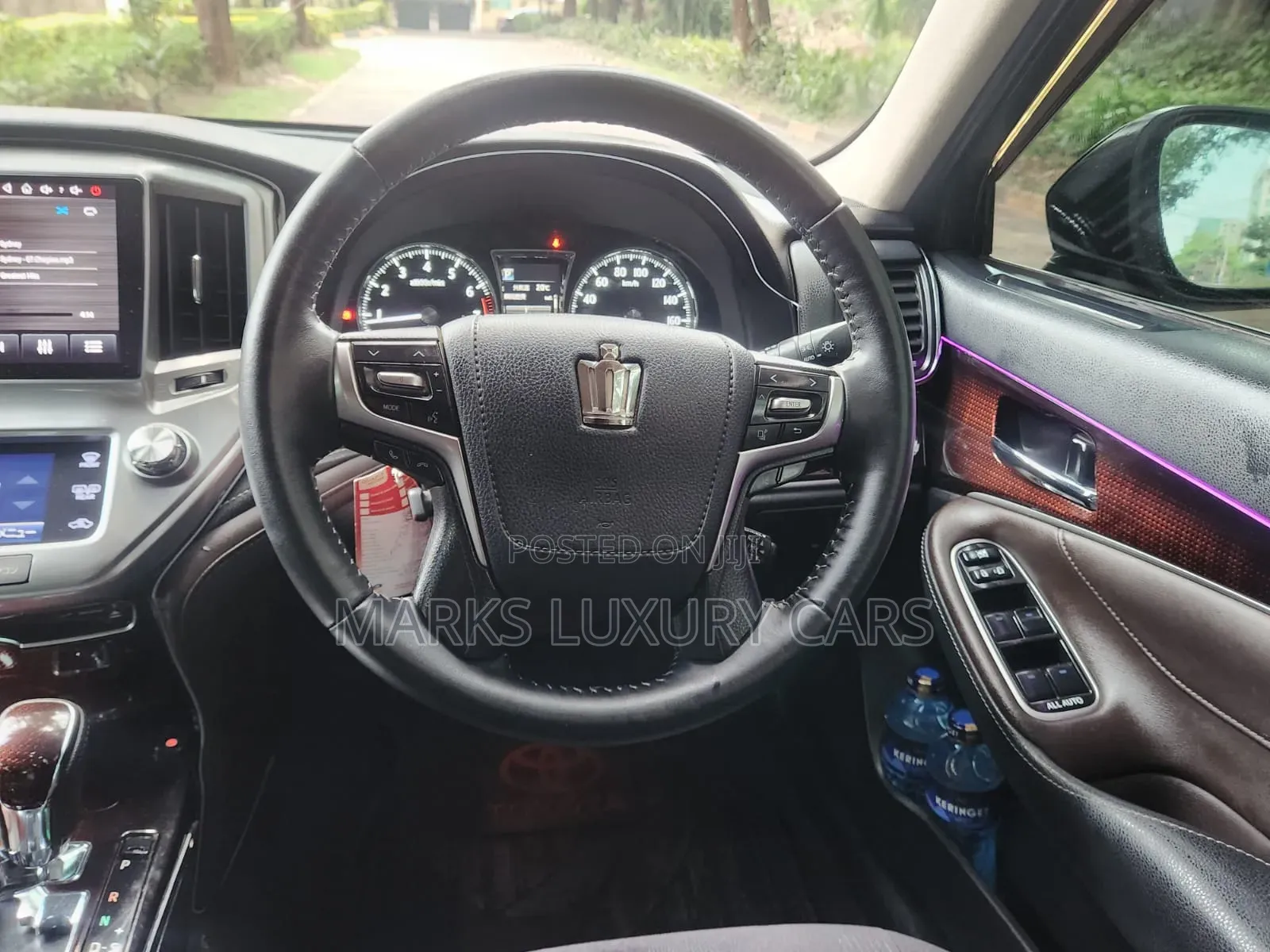 Toyota Crown 2016 Black