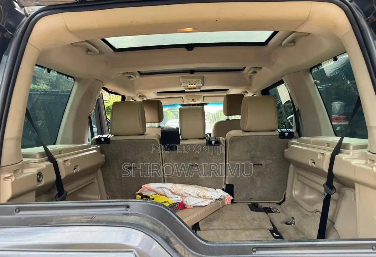 Land Rover Discovery 2014 Gray