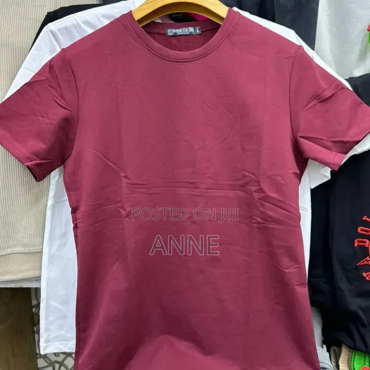 Plain Men t.shirts
