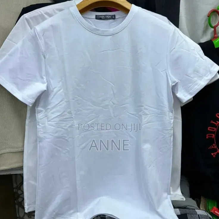 Plain Men t.shirts