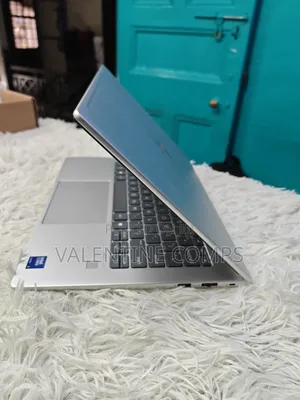 Laptop HP EliteBook 640 G11 16GB Intel Core Ultra 5 SSD 512GB
