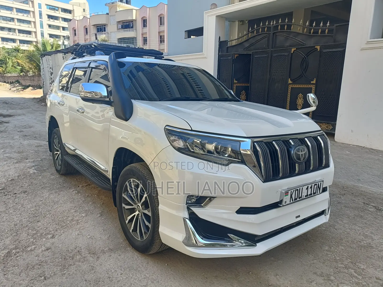 Toyota Land Cruiser Prado 2.7 2018 White