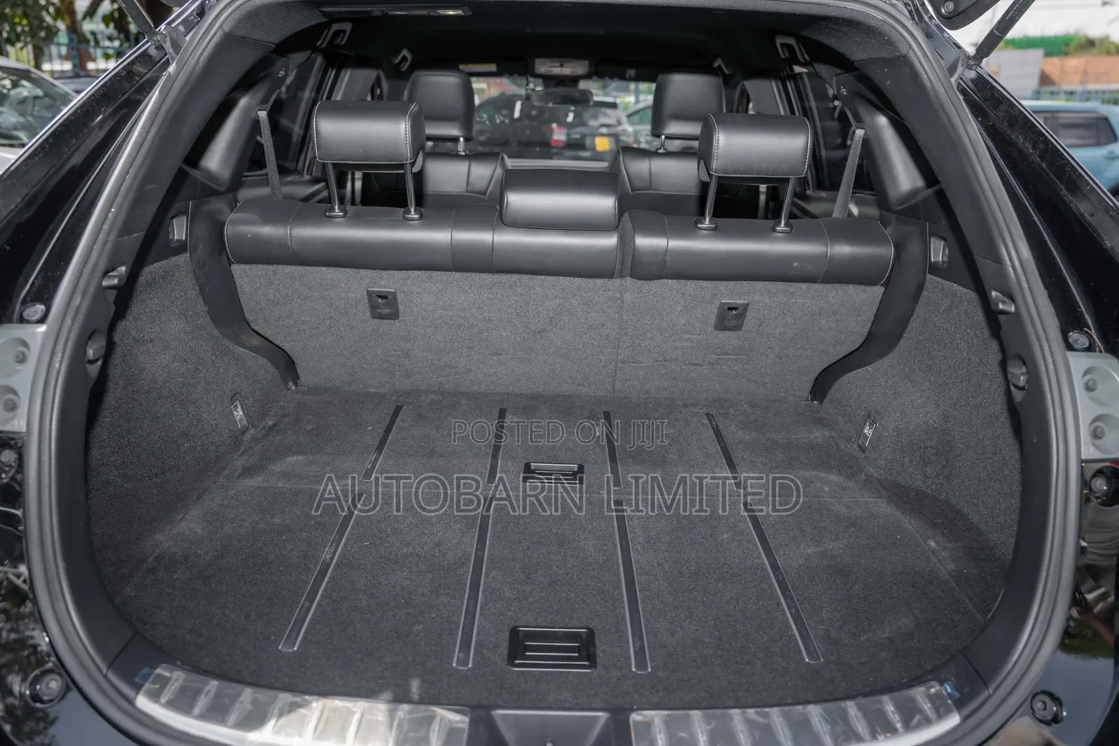 Toyota Harrier 2.0 2019 Black
