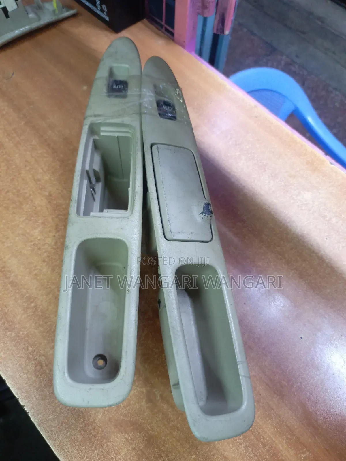 Door Switches Control for Toyota Ipsum