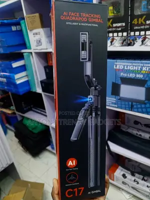 C17 Auto Tracking Phone Stand for YouTube Content Creation