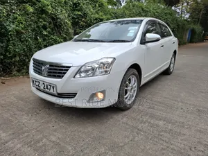 Toyota Premio 2013 White