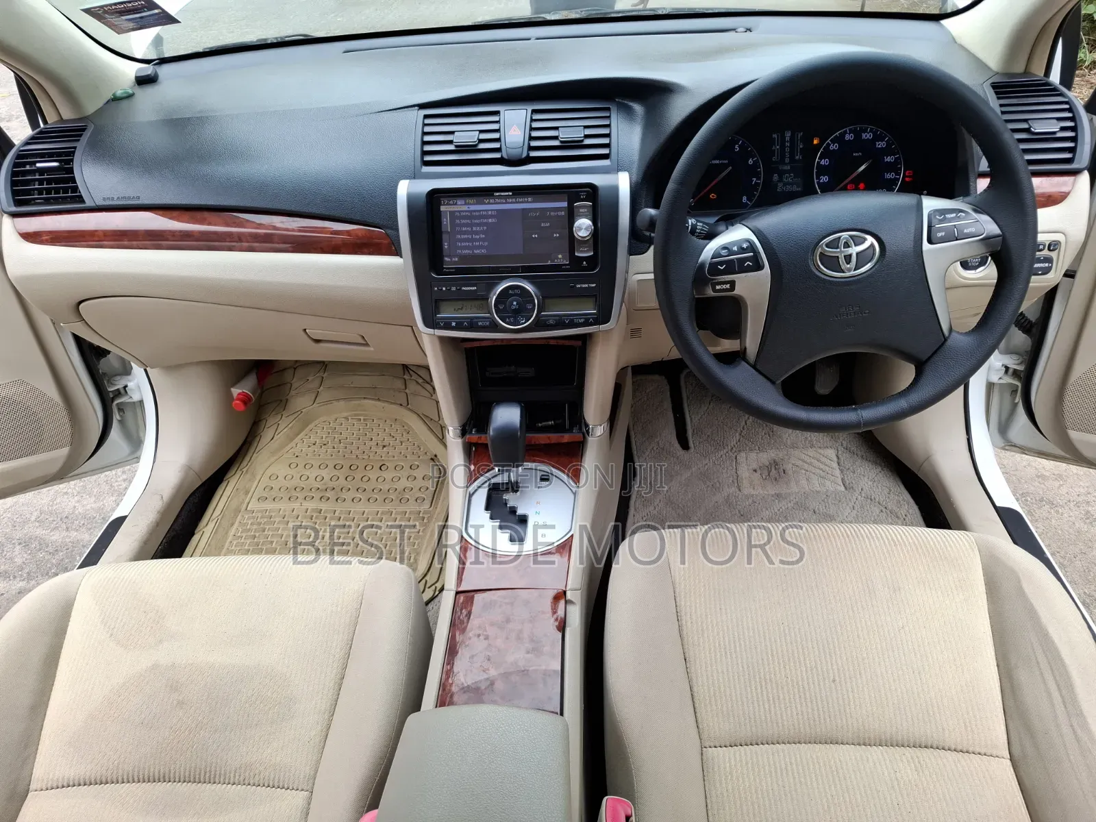 Toyota Premio 2013 White