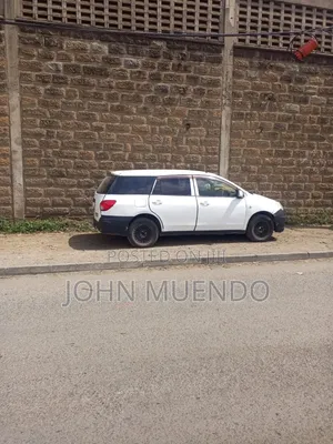 Nissan Advan 2013 White