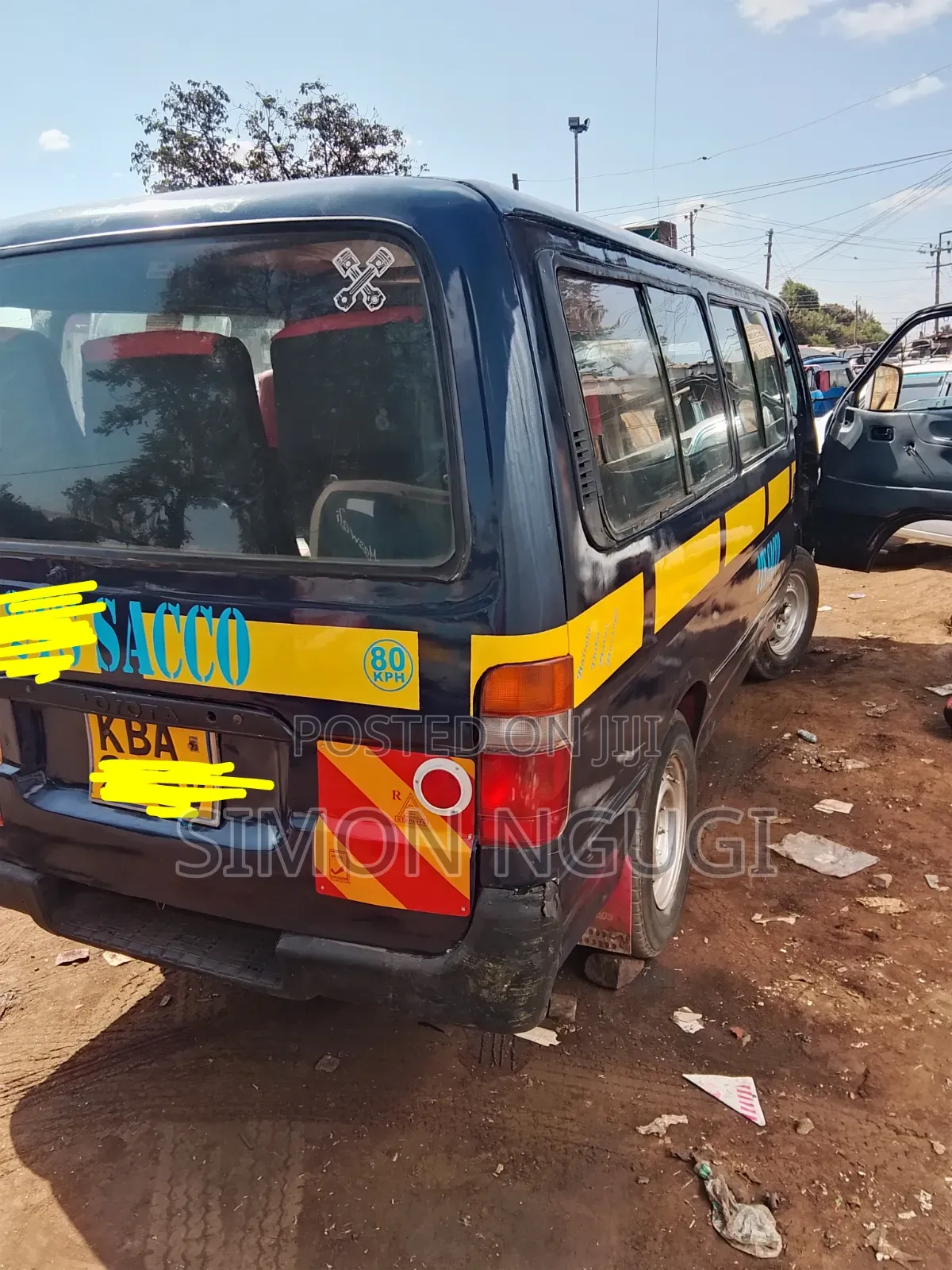 Toyota HiAce 2006 Blue