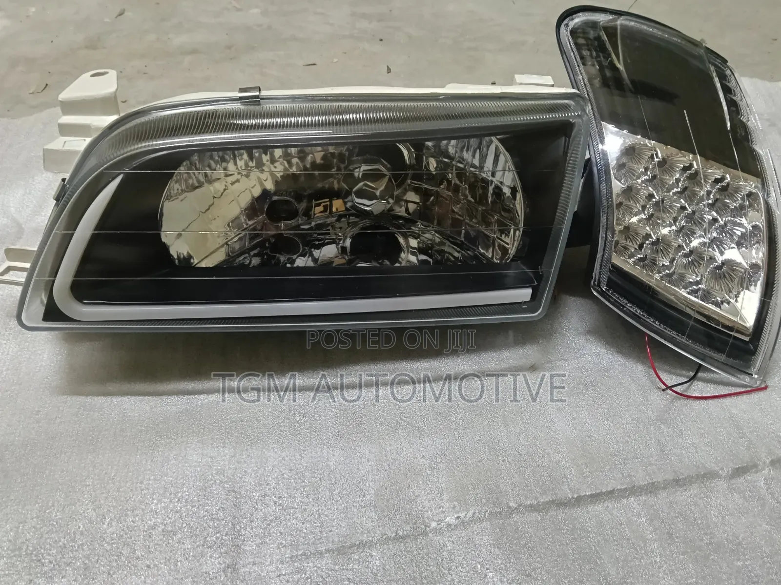 Headlamp Corolla Ae110 Aftermarket and Corner Lights