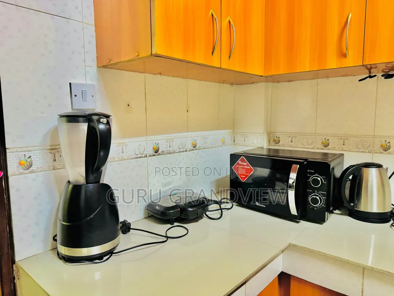 Roasters Modern 2br Airbnb