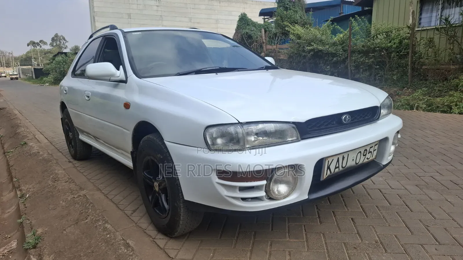 Subaru Impreza Wagon 1998 White