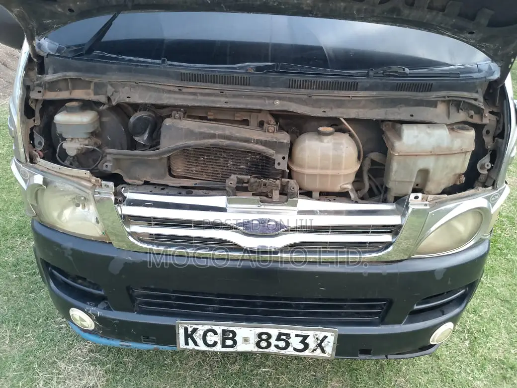 Toyota HiAce 2007 Black