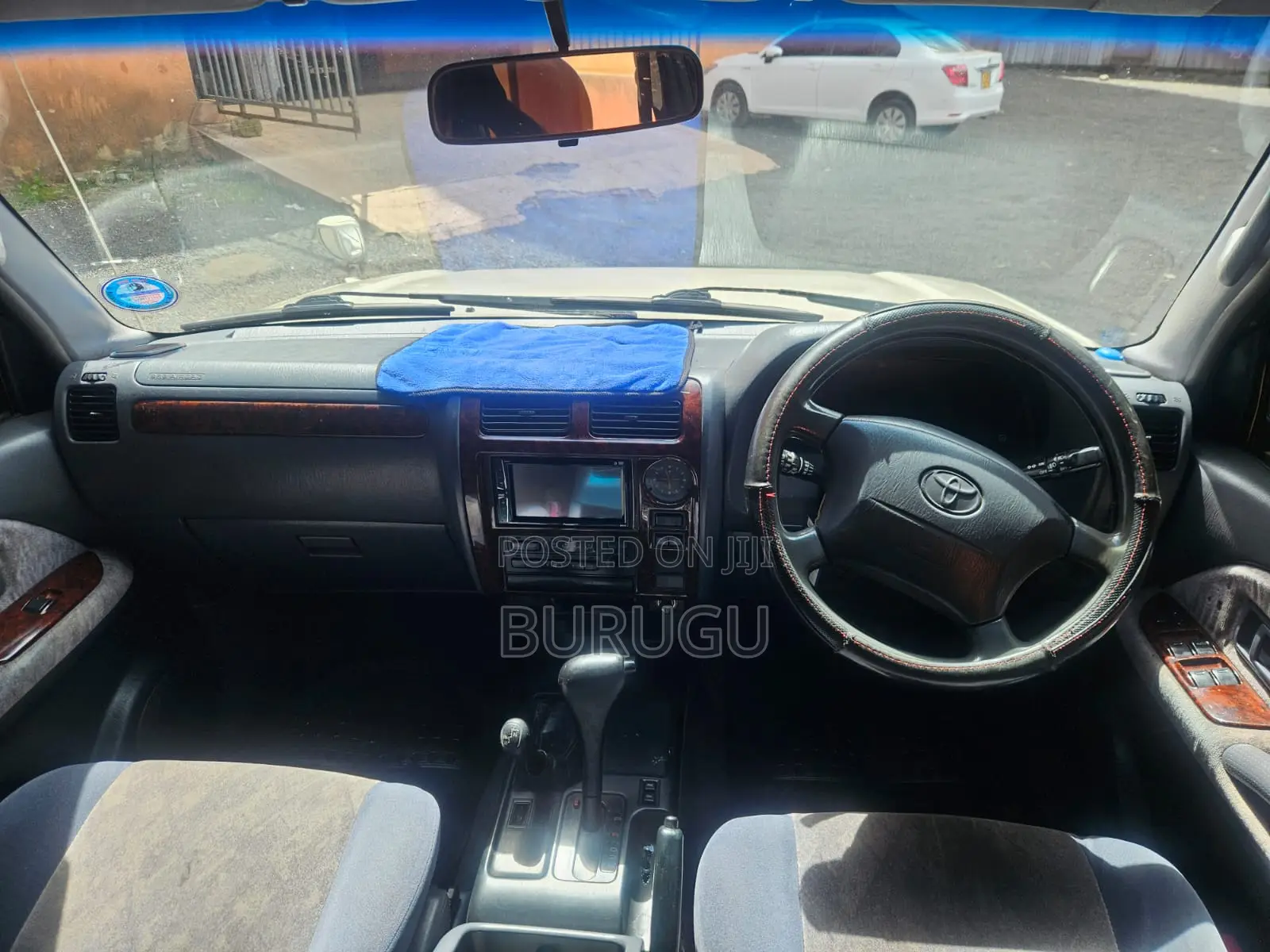 Toyota Land Cruiser Prado 2000 Silver