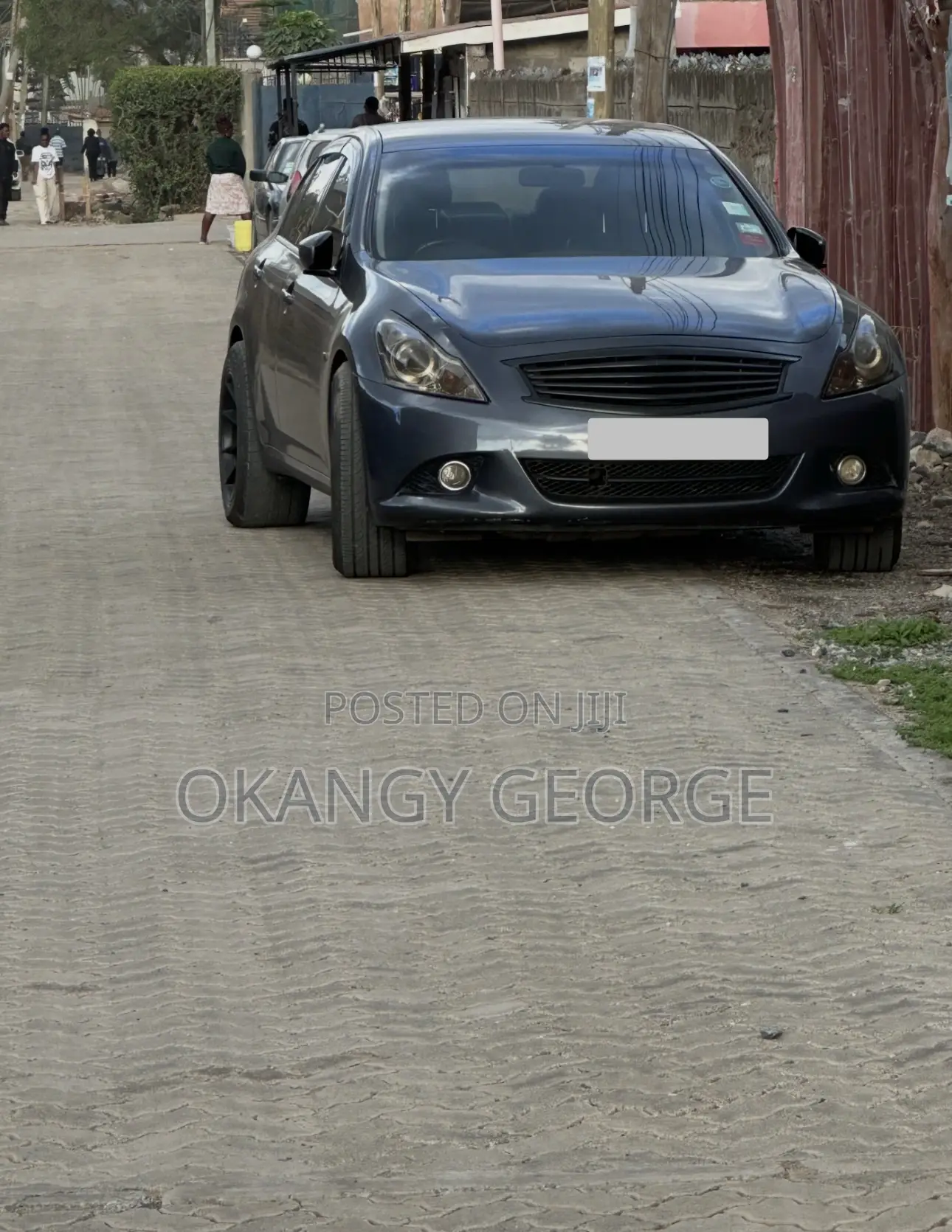 Nissan Skyline 2011 Gray