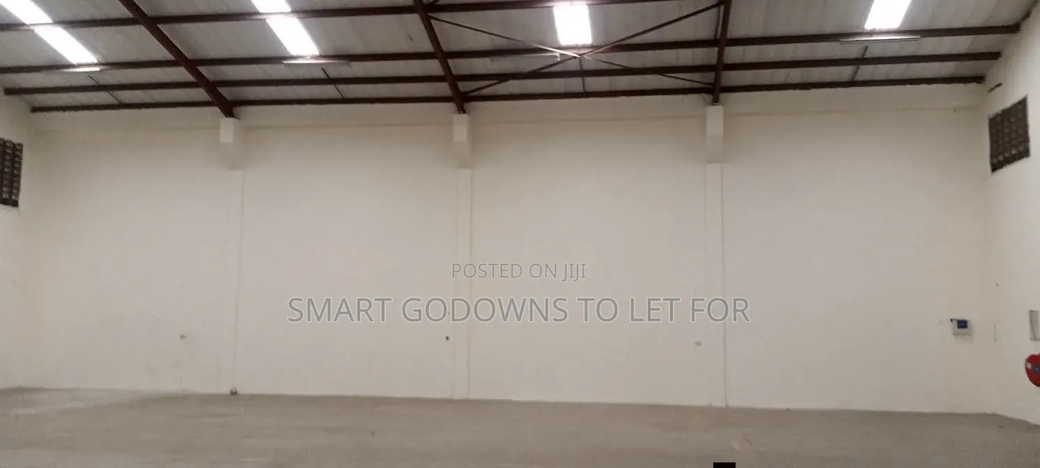 Road C Modern Godowns to Let