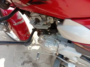 TVS HLX 125 2025 Red