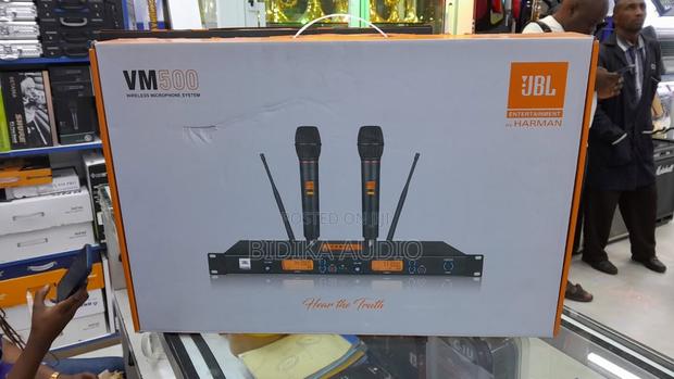 JBL Entertainment VM500 Wireless Microphone System