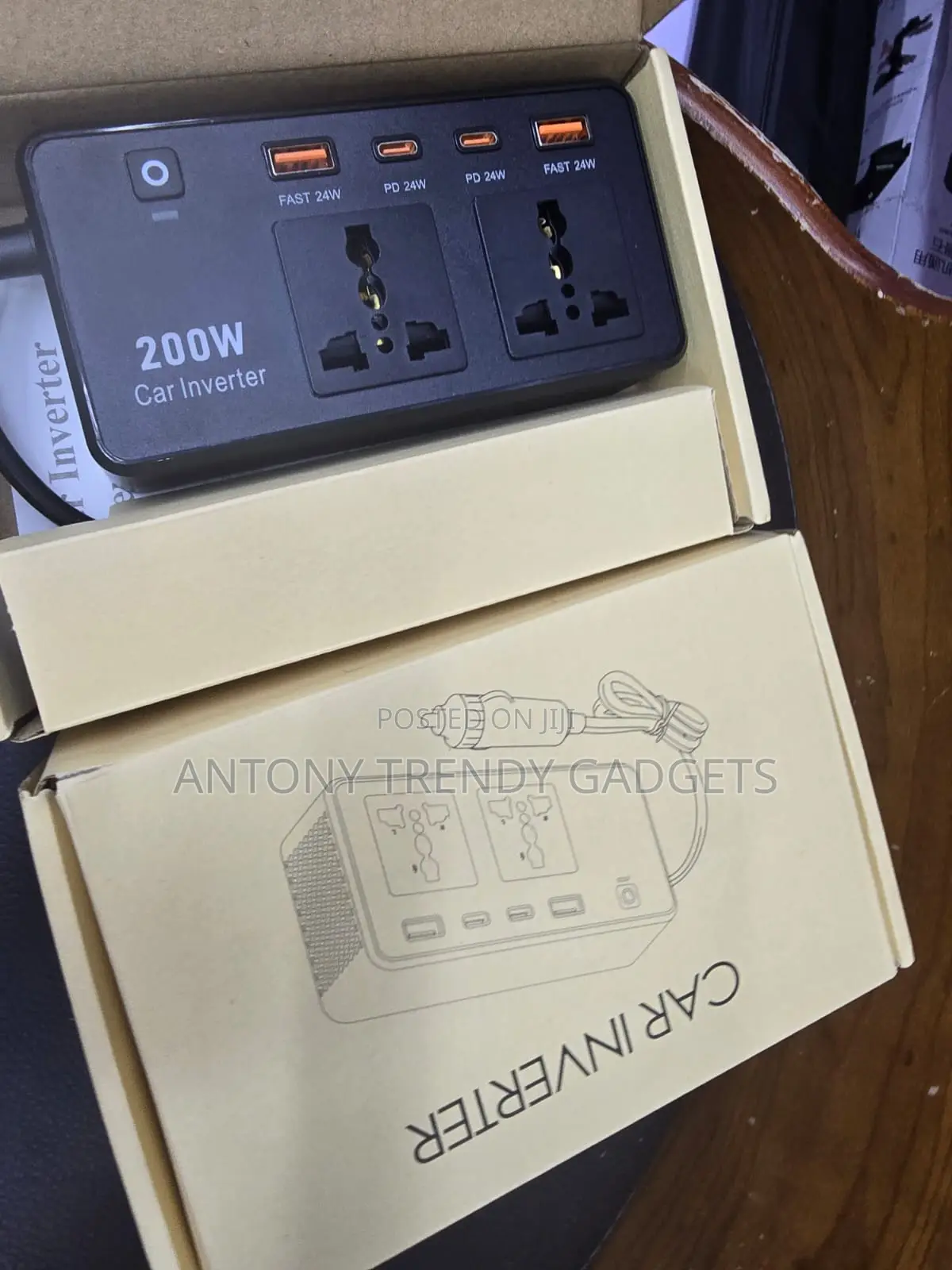 200W Vehicle Power Converter With Dual AC USB Fast Charge