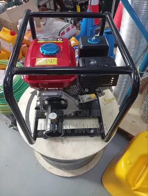 Quality Poker Vibrator Engine 8hp/Aico