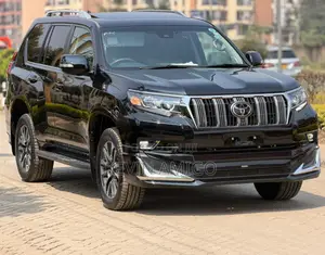 Toyota Land Cruiser Prado 2022 Black