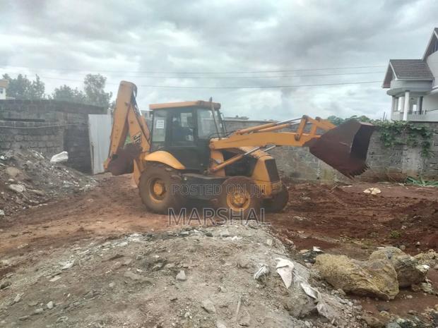 JCB 214e Backhoe - main view