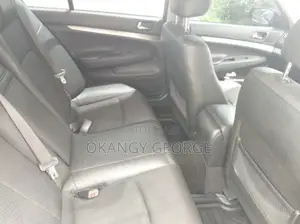 Nissan Skyline 2011 Gray