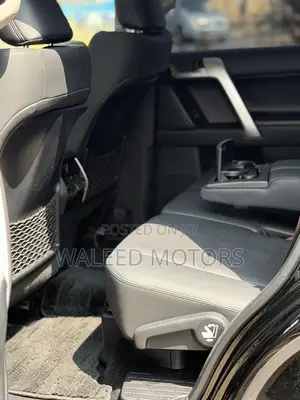 Toyota Land Cruiser Prado 2.8 2022 Black