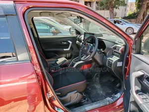 Toyota Raize 2020 Maroon