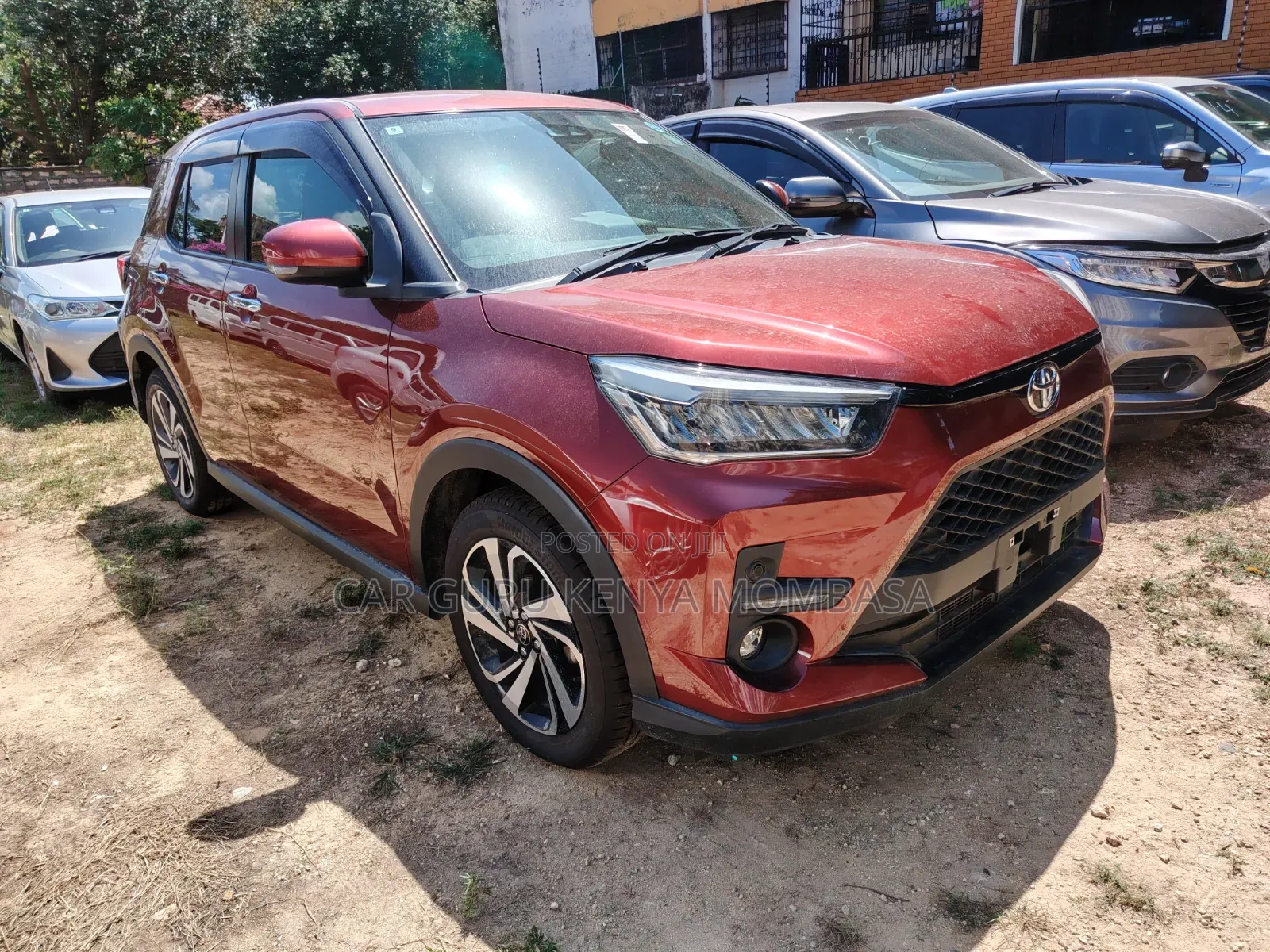 Toyota Raize 2020 Maroon