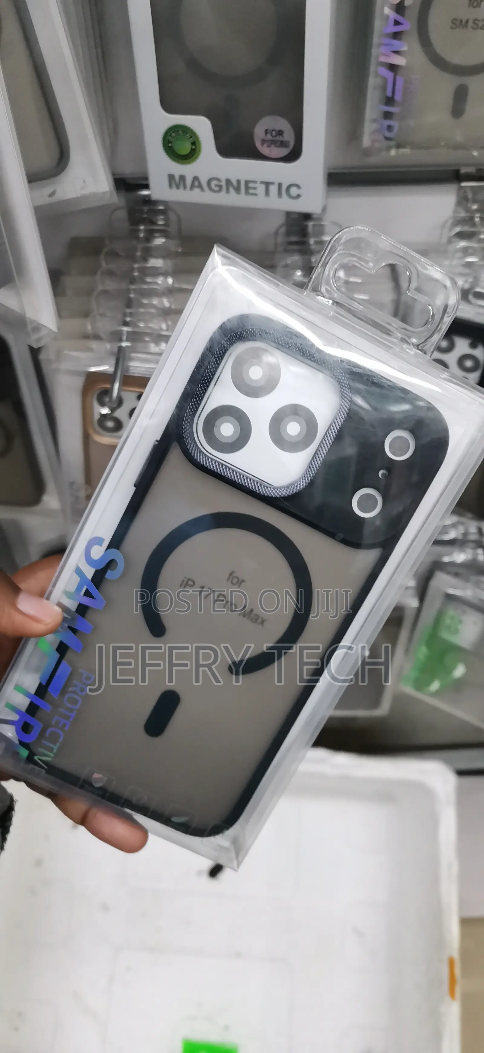 iPhone 17 Pro Max Samfire Magnetic Protective Phone Case