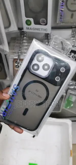 iPhone 17 Pro Max Samfire Magnetic Protective Phone Case